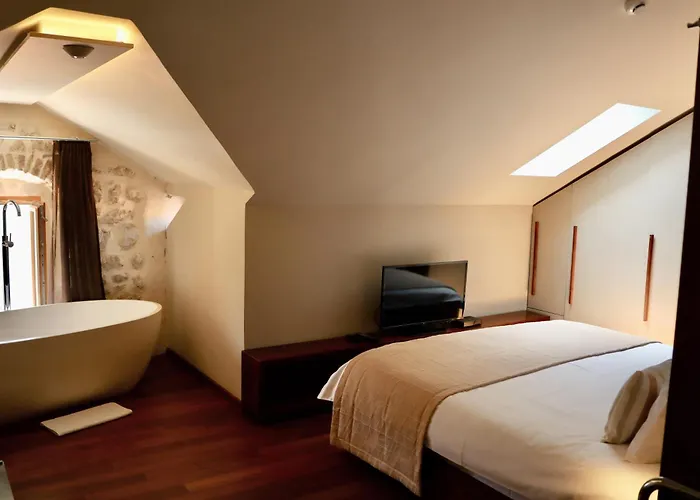 Best Perast Hotels For Families With Kids